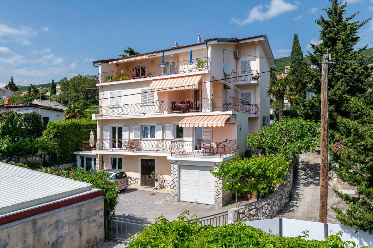 Apartments Melita Crikvenica Esterno foto
