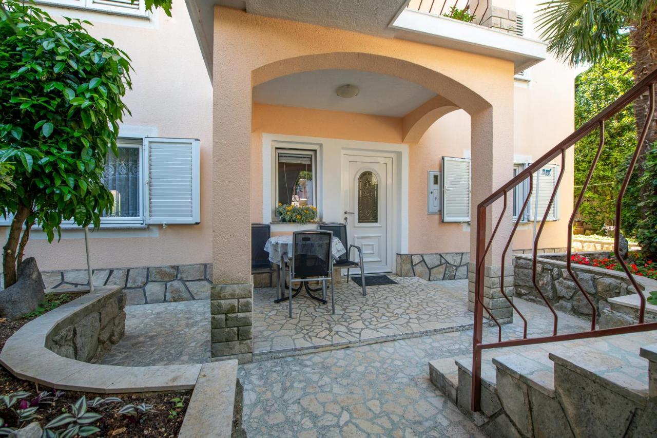 Apartments Melita Crikvenica Esterno foto